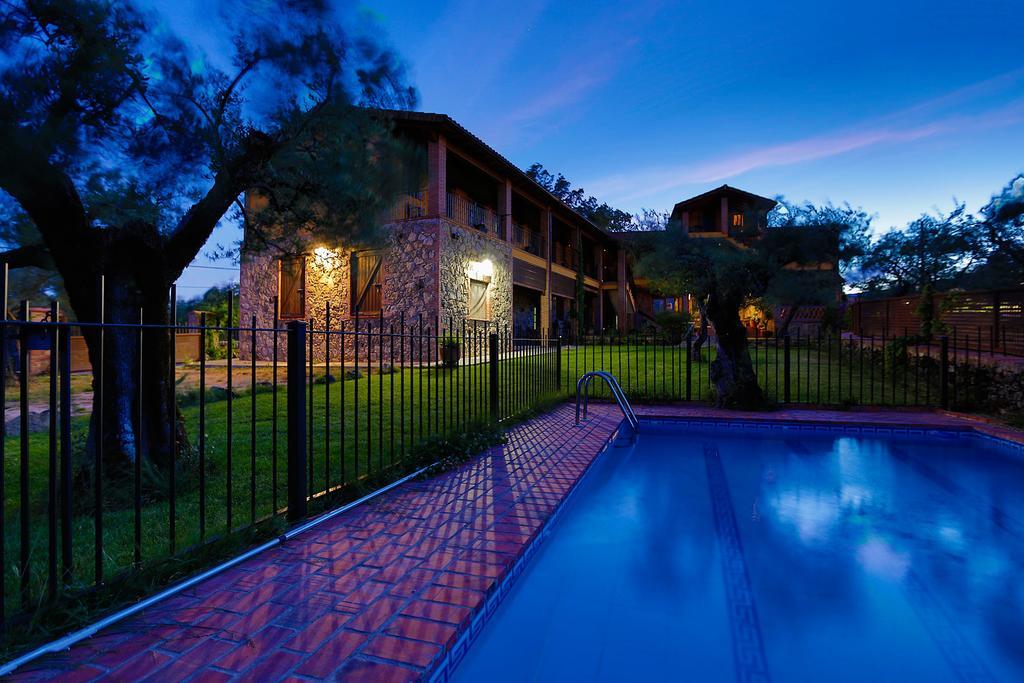 Hotel Rural La Covacha ロサル・デ・ラ・ベラ エクステリア 写真